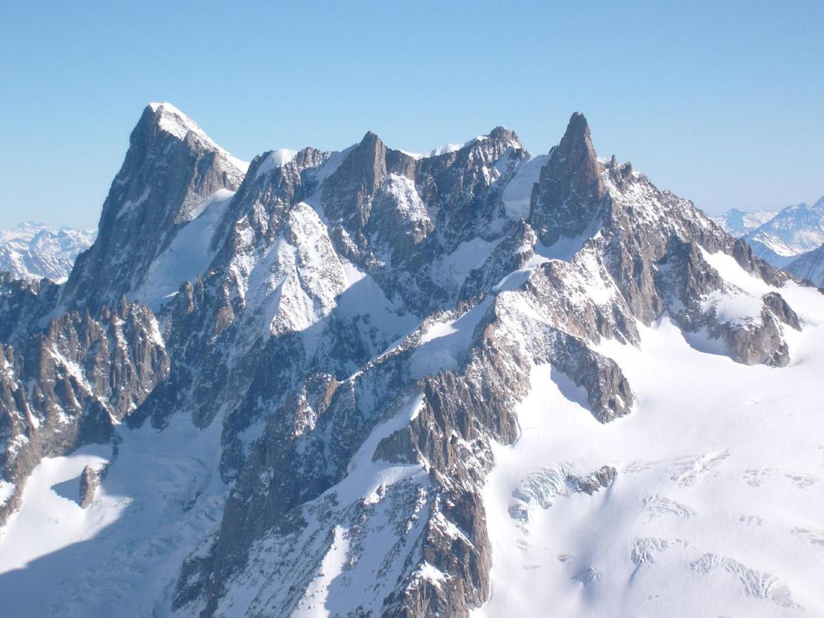 Appartement T2 Chamonix Centre Balcon Vue Mont Blanc Екстериор снимка